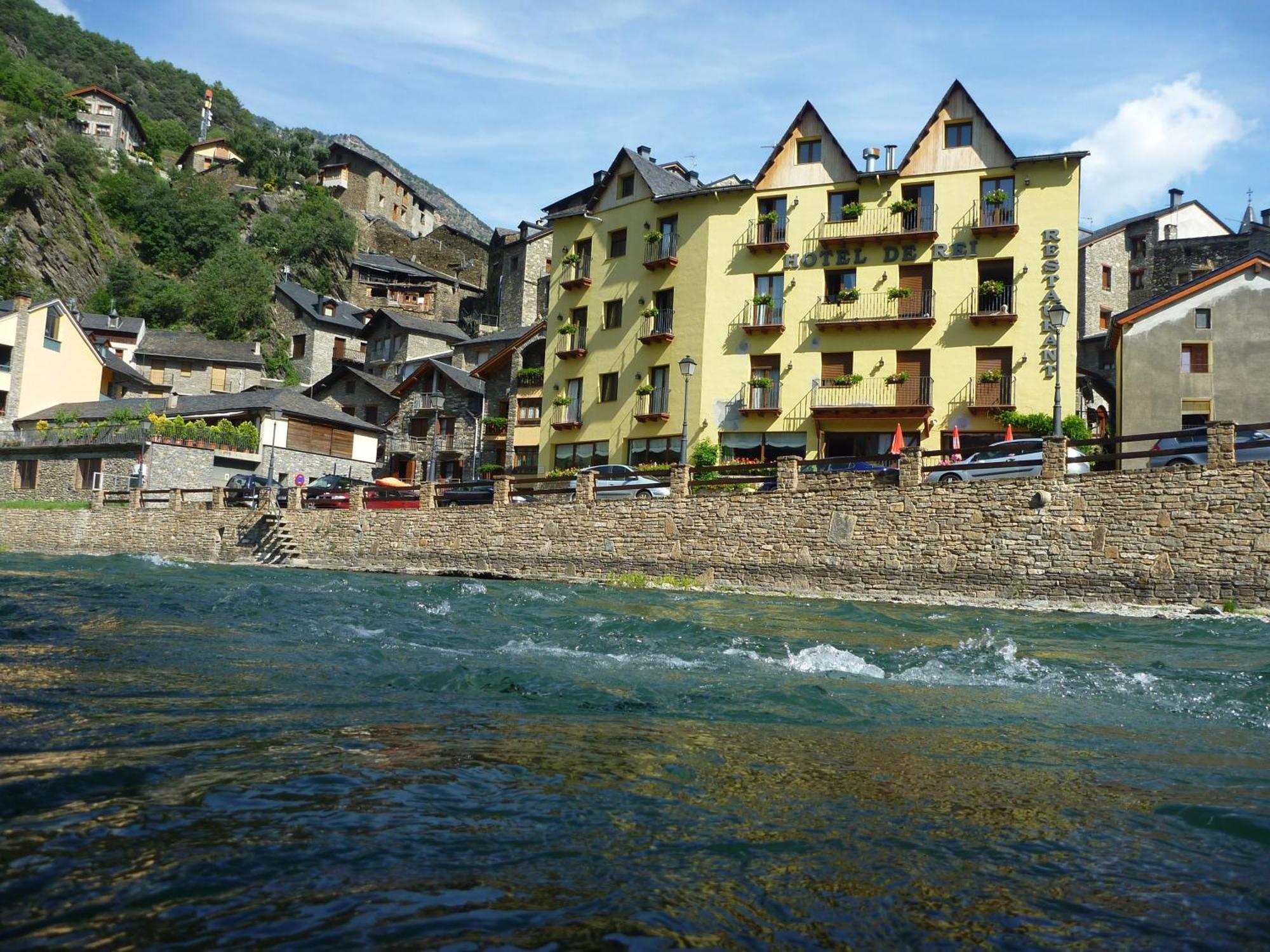 Hotel De Rei Llavorsí Kültér fotó