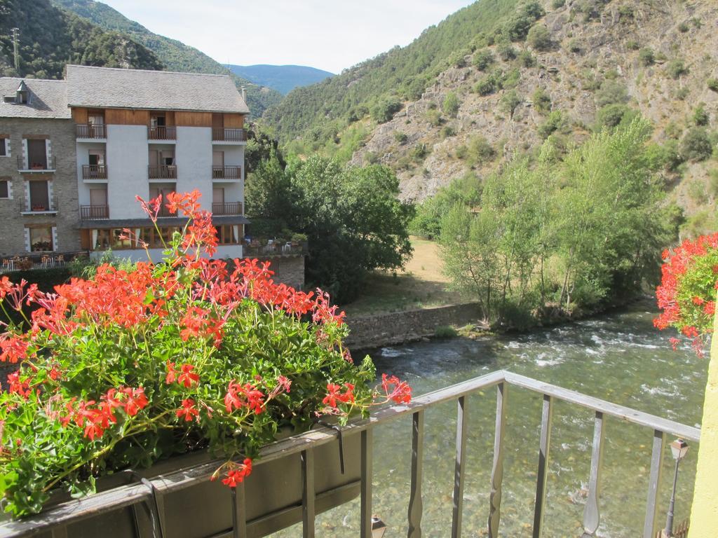 Hotel De Rei Llavorsí Kültér fotó